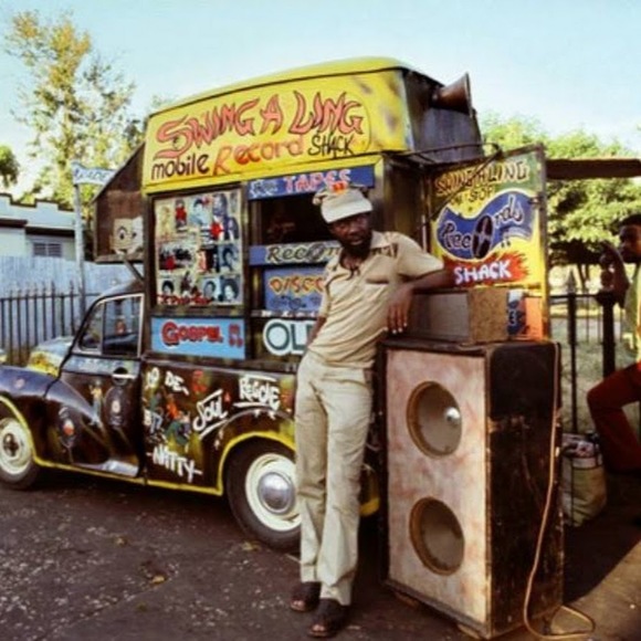 Meet your Posher, Upful - Picture 1 of 1